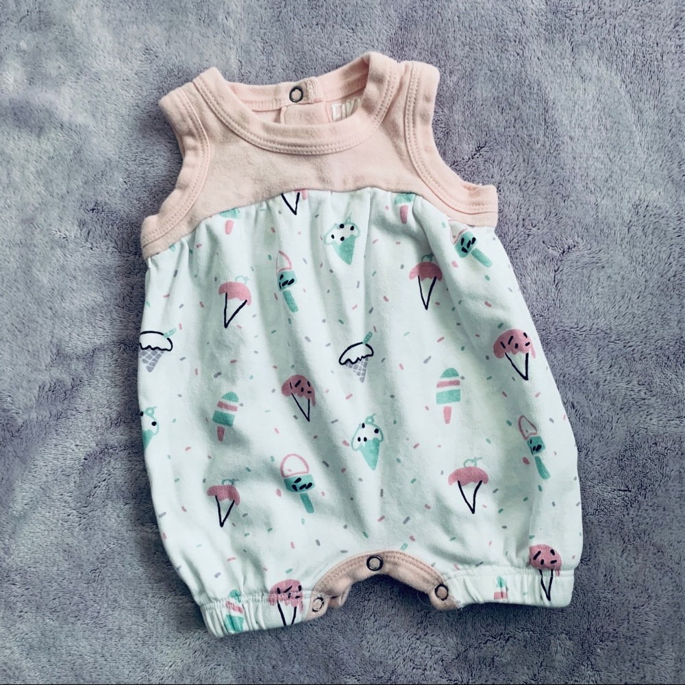 5/$25🛍 Finn by Finn + Emma organic romper